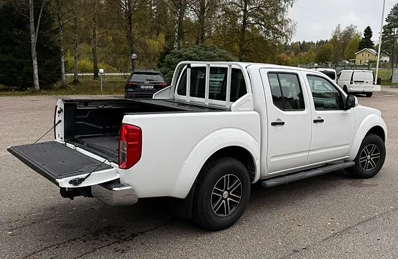 Nissan Navara 2015 photo 3