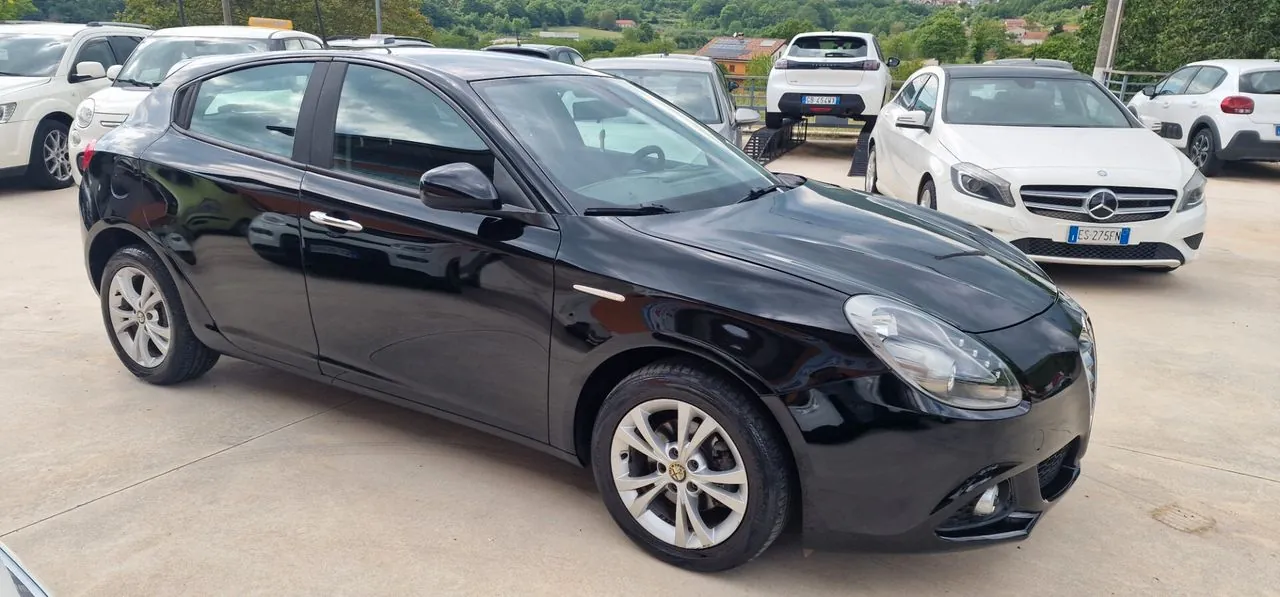 Alfa Romeo Giulietta 2015 photo 3