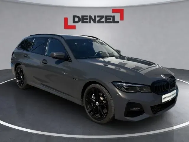 BMW 3 Series 2022 photo 3