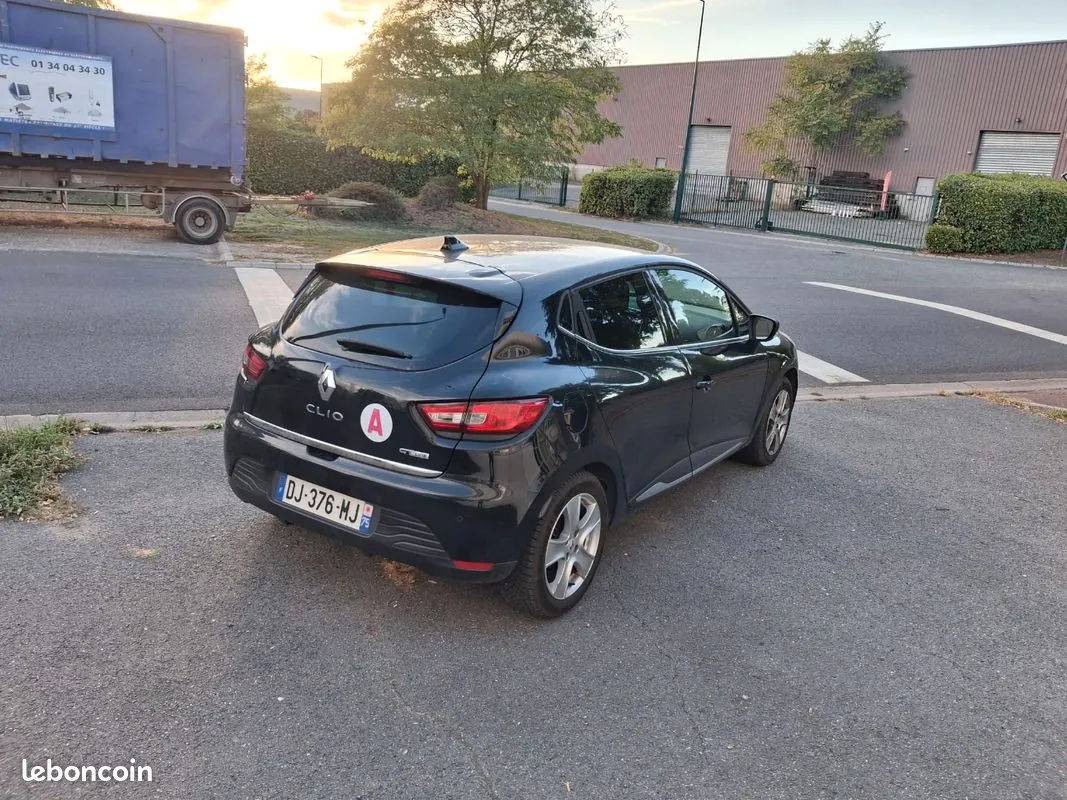 Renault Clio 2014 photo 5