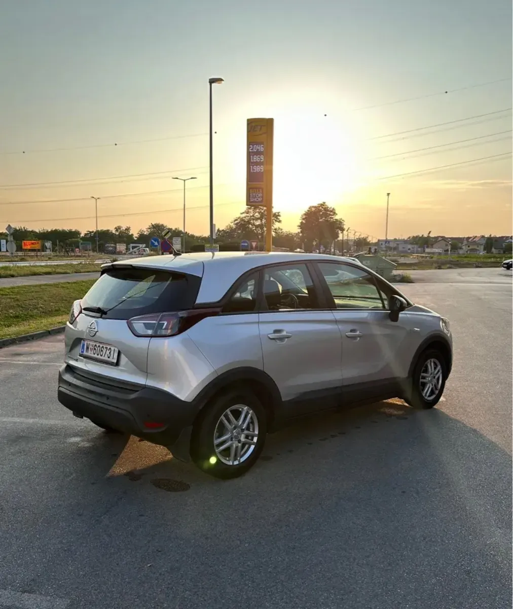 Opel Crossland X 2019 photo 2