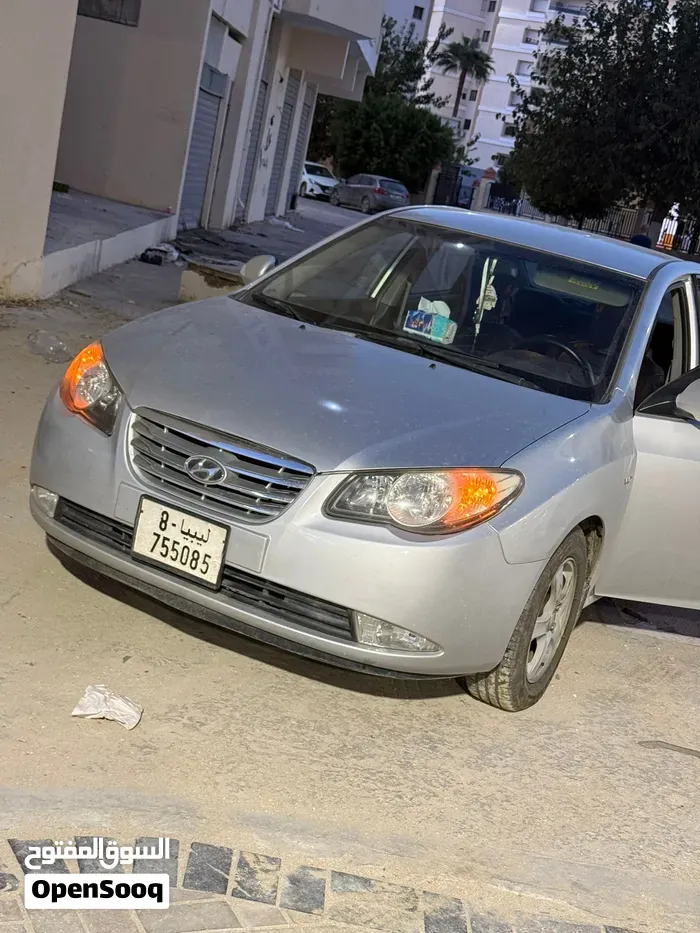 Hyundai Avante 2010 photo 4