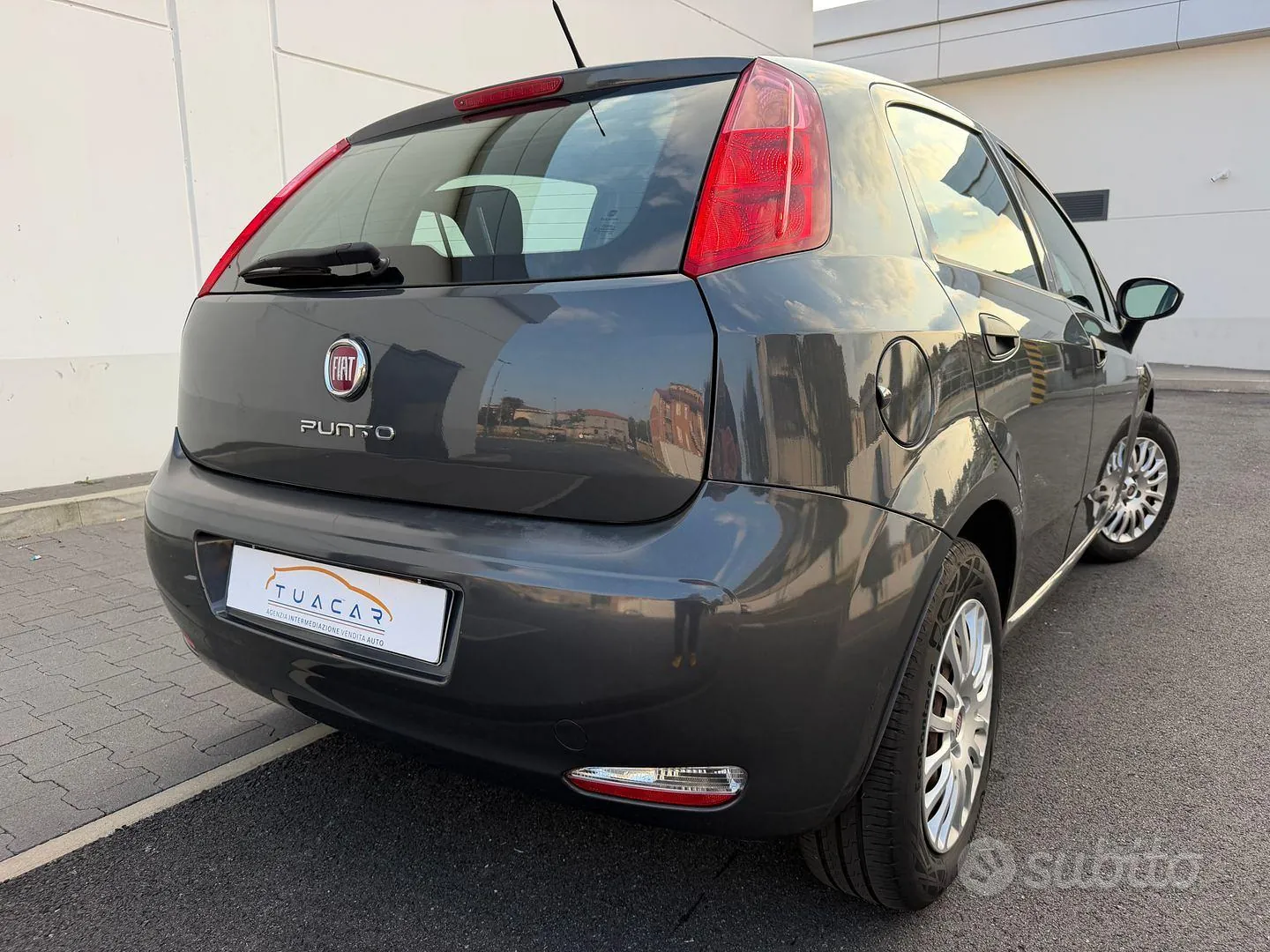 Fiat Punto 2015 photo 5