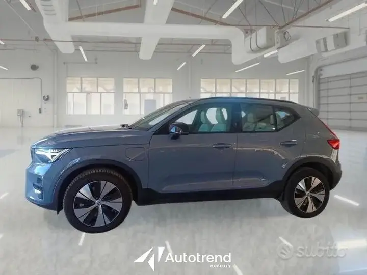 Volvo Xc40 2022 photo 4