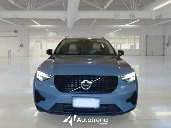 Volvo Xc40 2022 photo 3