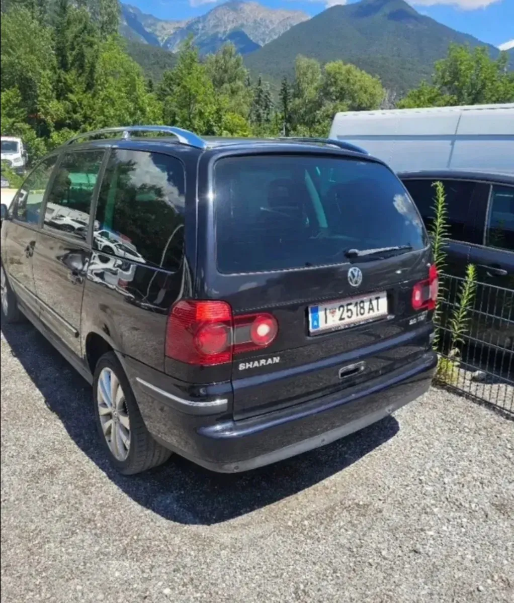 Volkswagen Sharan 2009 photo 3
