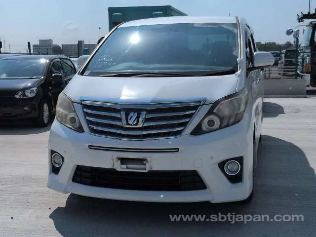 Toyota Alphard 2012 photo 2