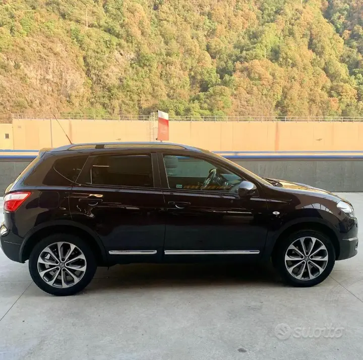 Nissan Qashqai 2012 photo 5
