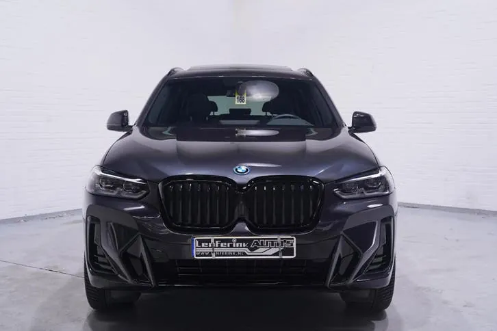 BMW X3 2023 photo 2
