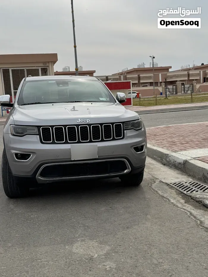 Jeep Grand Cherokee 2020 photo 2