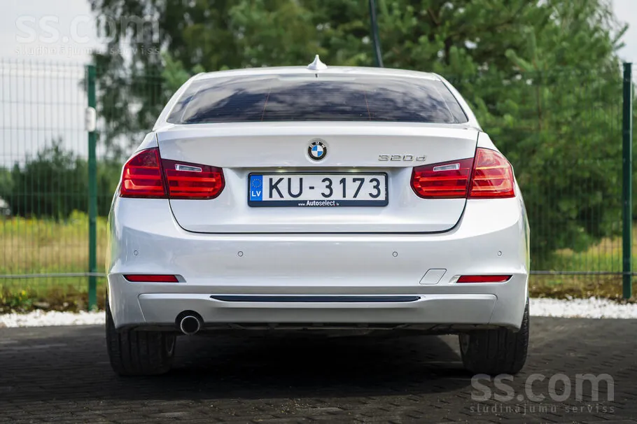 BMW 320 2012 photo 5