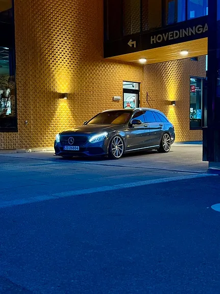 Mercedes-Benz C350 E 2016 photo 2