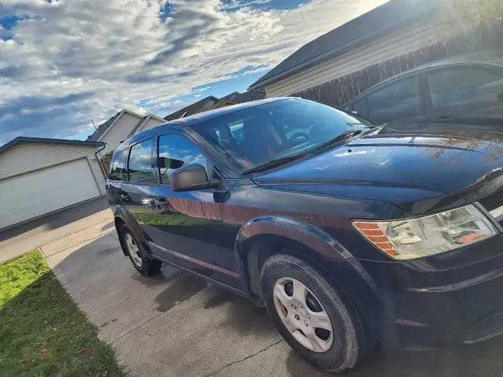 Dodge Journey 2010 photo 3