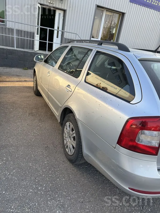 Skoda Octavia 2012 photo 4