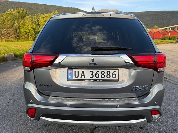 Mitsubishi Outlander 2017 photo 5