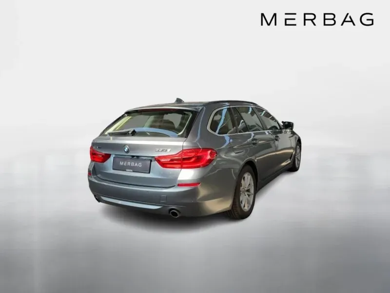 BMW 5 Series 2020 photo 3