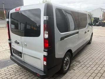 Nissan Nv300 2018 photo 3