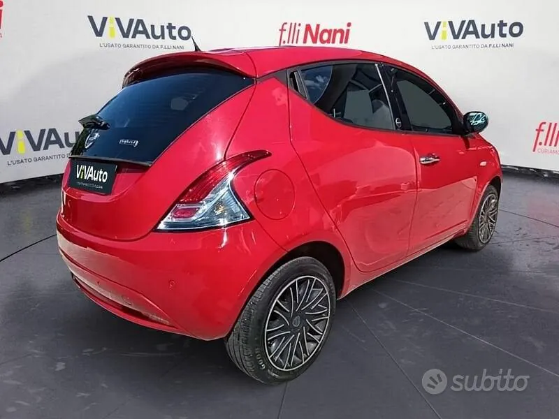 Lancia Ypsilon 2021 photo 2