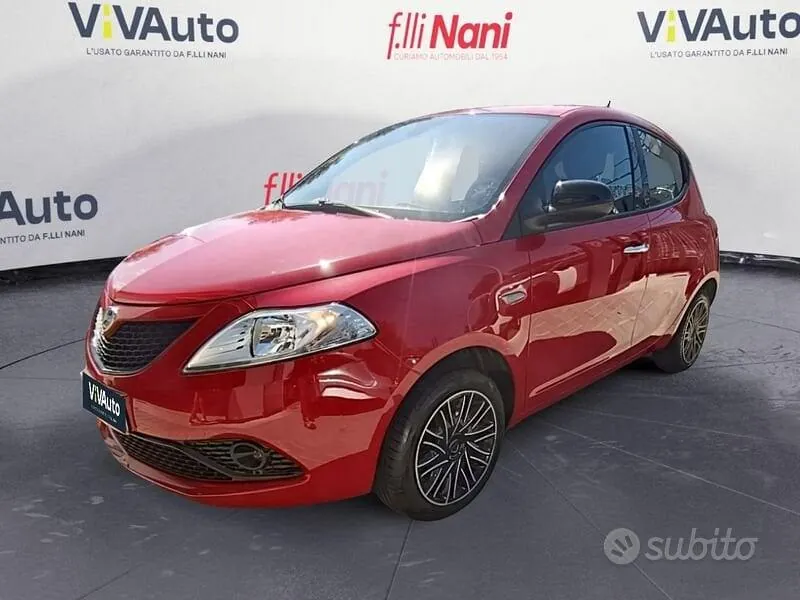 Lancia Ypsilon