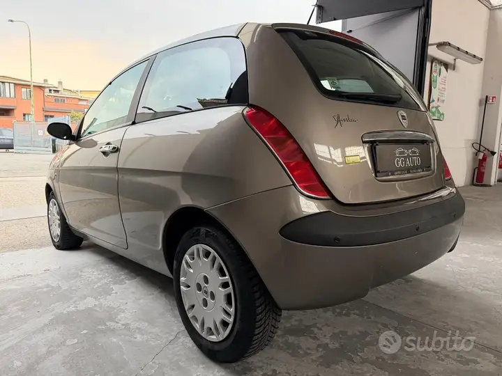 Lancia Ypsilon 2005 photo 4
