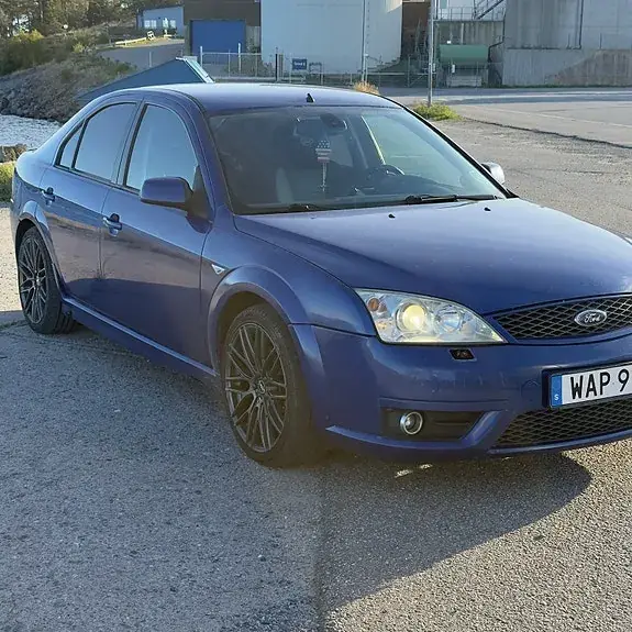 Ford Mondeo 2004 photo 4