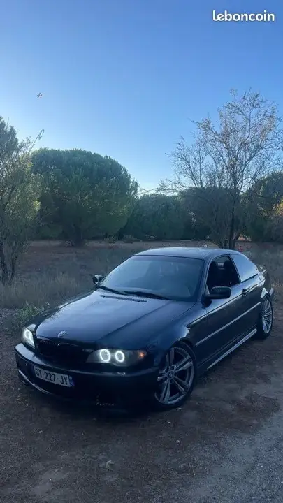 BMW 3 Series 2004 photo 2