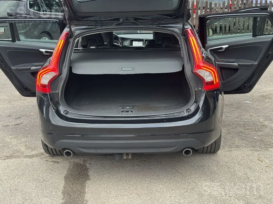 Volvo V60 2012 photo 5