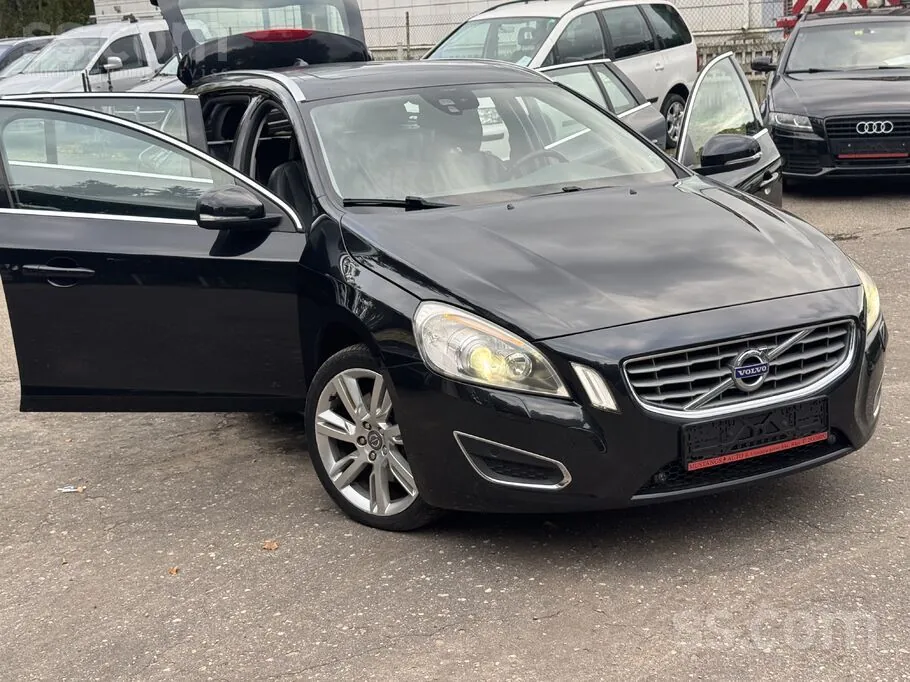Volvo V60 2012 photo 4