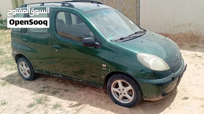 Toyota Yaris 2004 photo 3