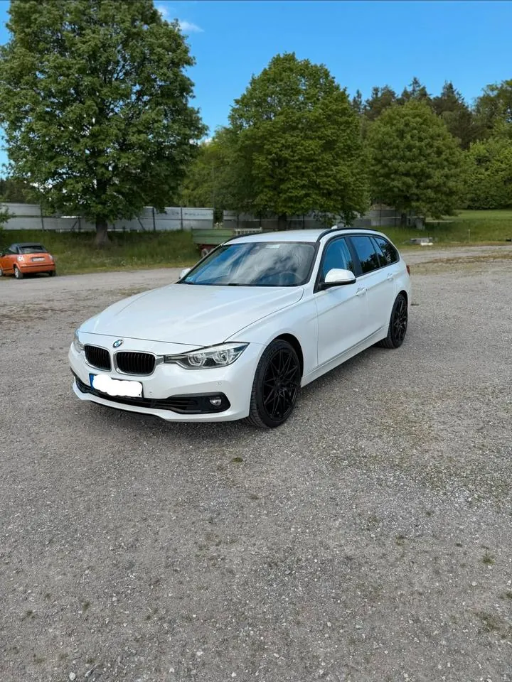 BMW 330