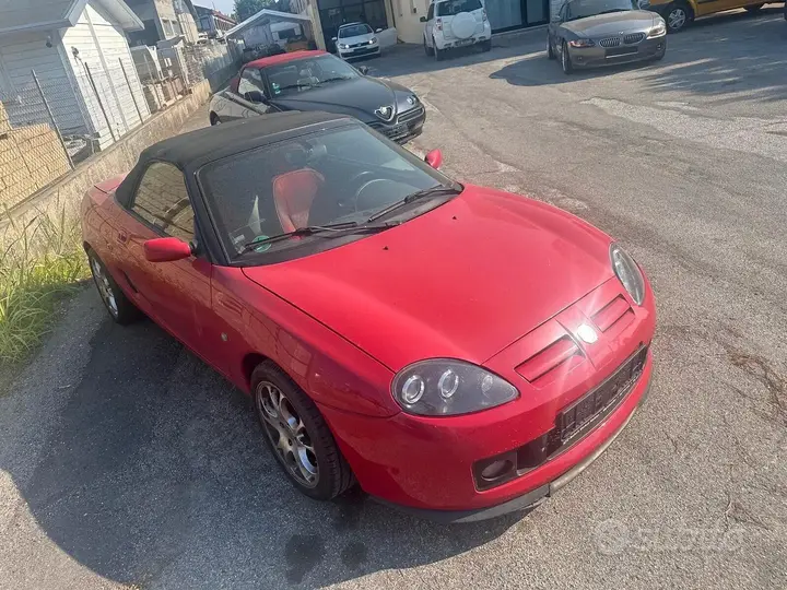 MG Mgf 1999 photo 2