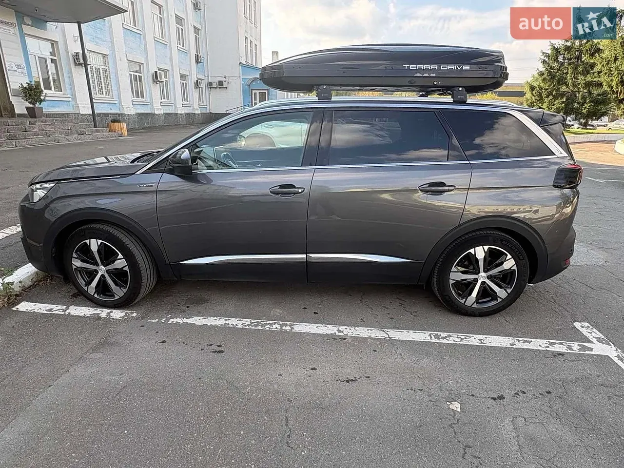 Peugeot 5008 2018 photo 3