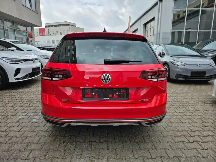Volkswagen Passat 2020 photo 5