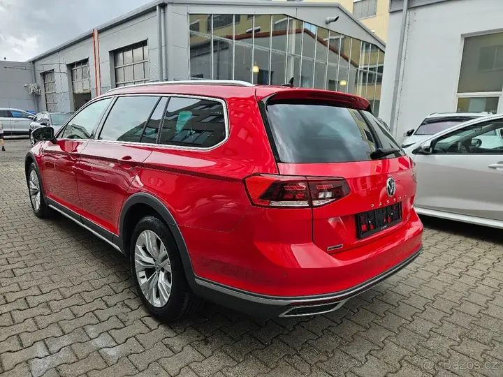 Volkswagen Passat 2020 photo 4