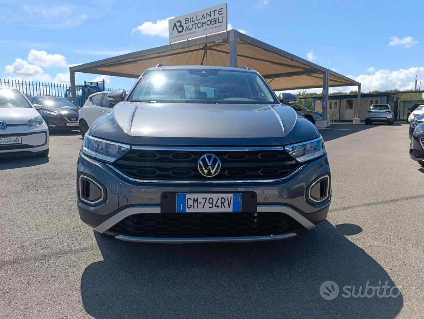 Volkswagen T-Roc 2022 photo 2