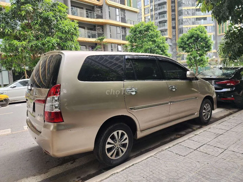 Toyota Innova 2016 photo 3
