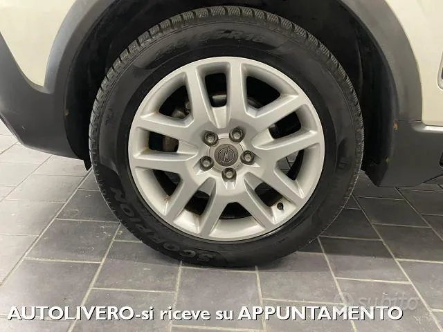 Opel Antara 2010 photo 5