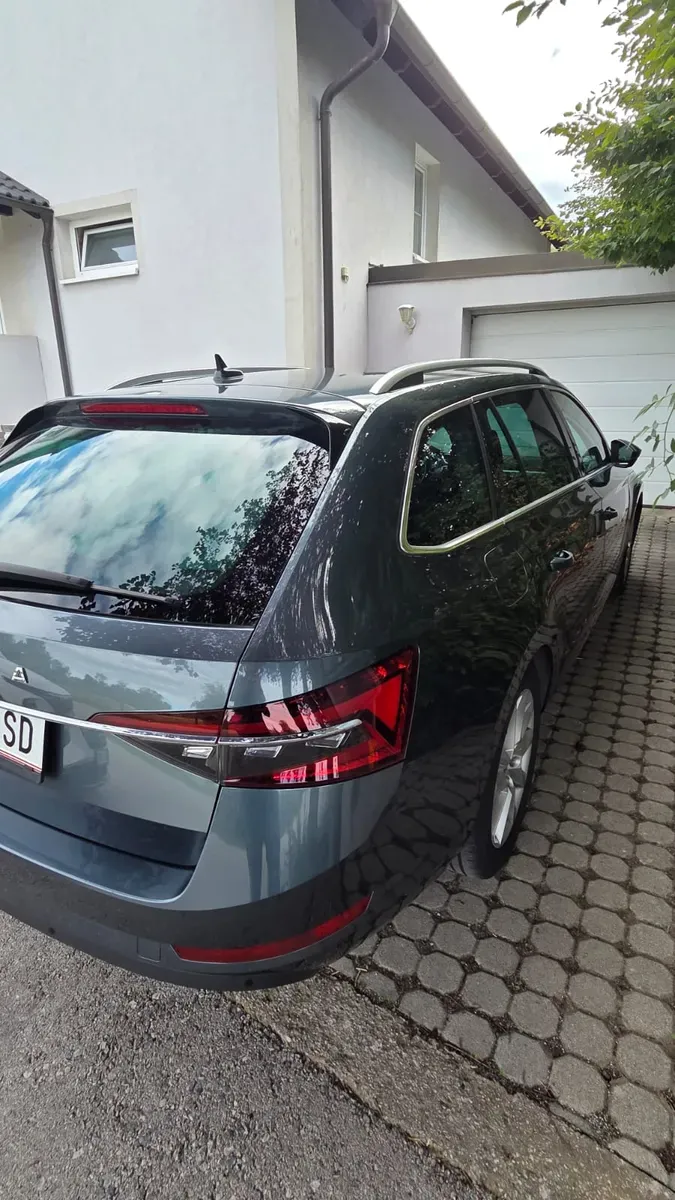 Skoda Superb 2020 photo 3