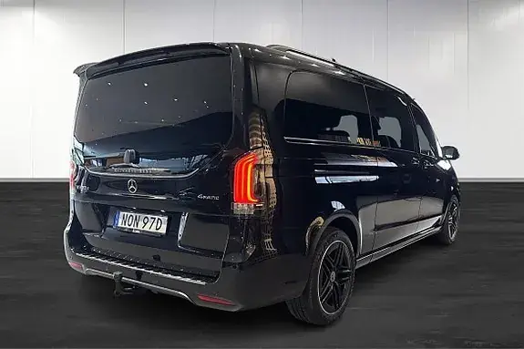 Mercedes-Benz V300 D 2026 photo 4