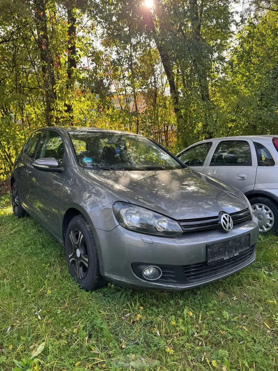 Volkswagen Golf 2009 photo 2