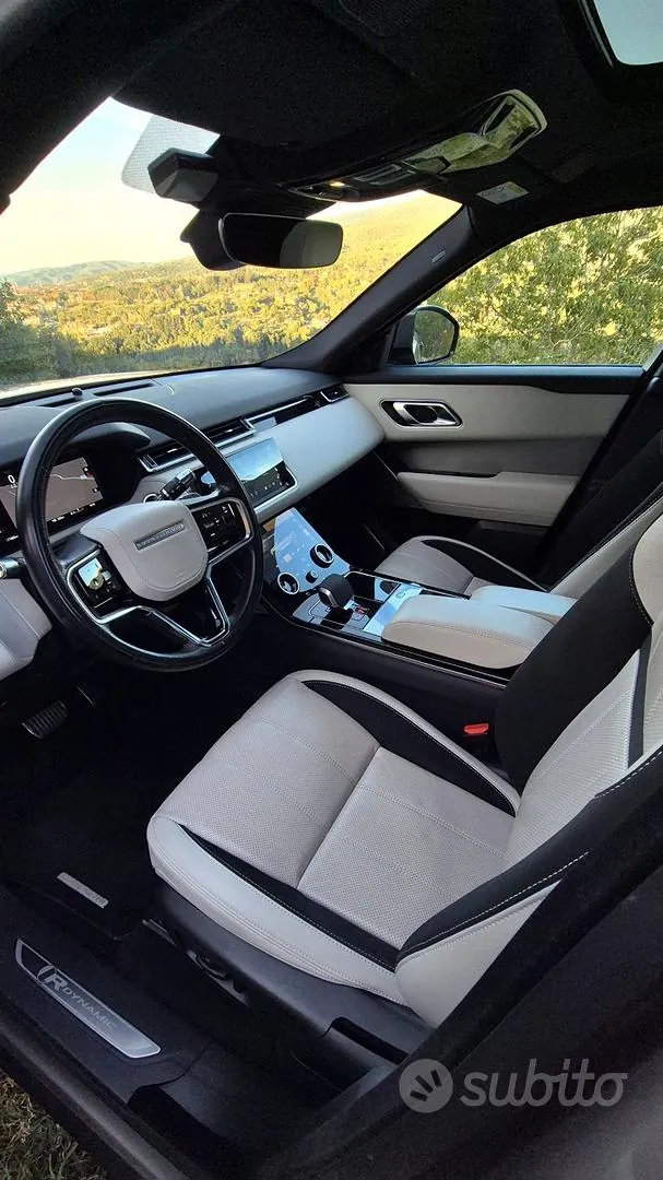 Land Rover Range Rover Velar 2021 photo 4