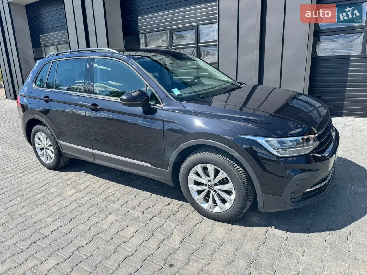 Volkswagen Tiguan 2021 photo 3