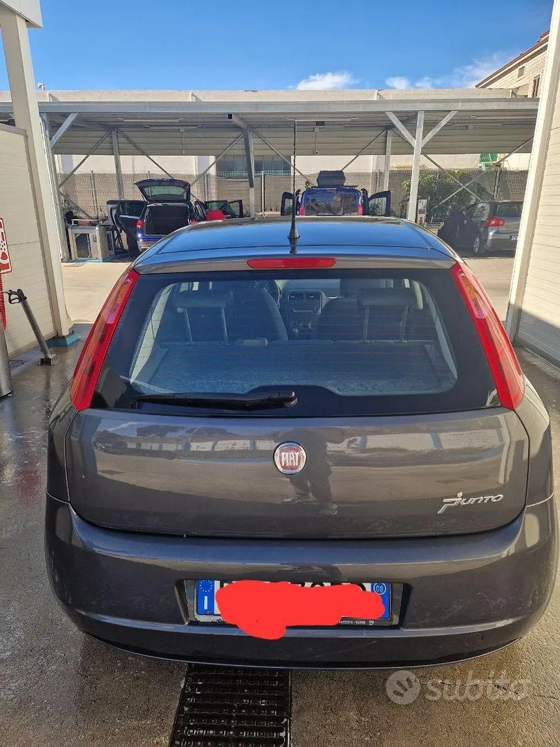 Fiat Grande Punto 2008 photo 3