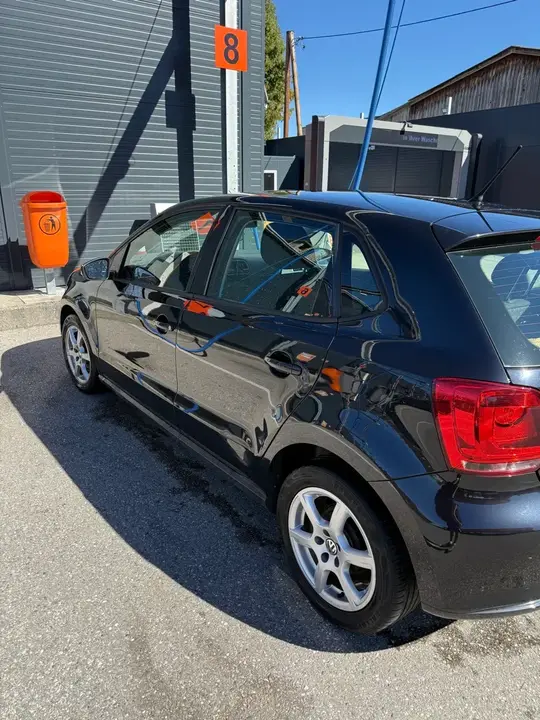 Volkswagen Polo 2010 photo 3