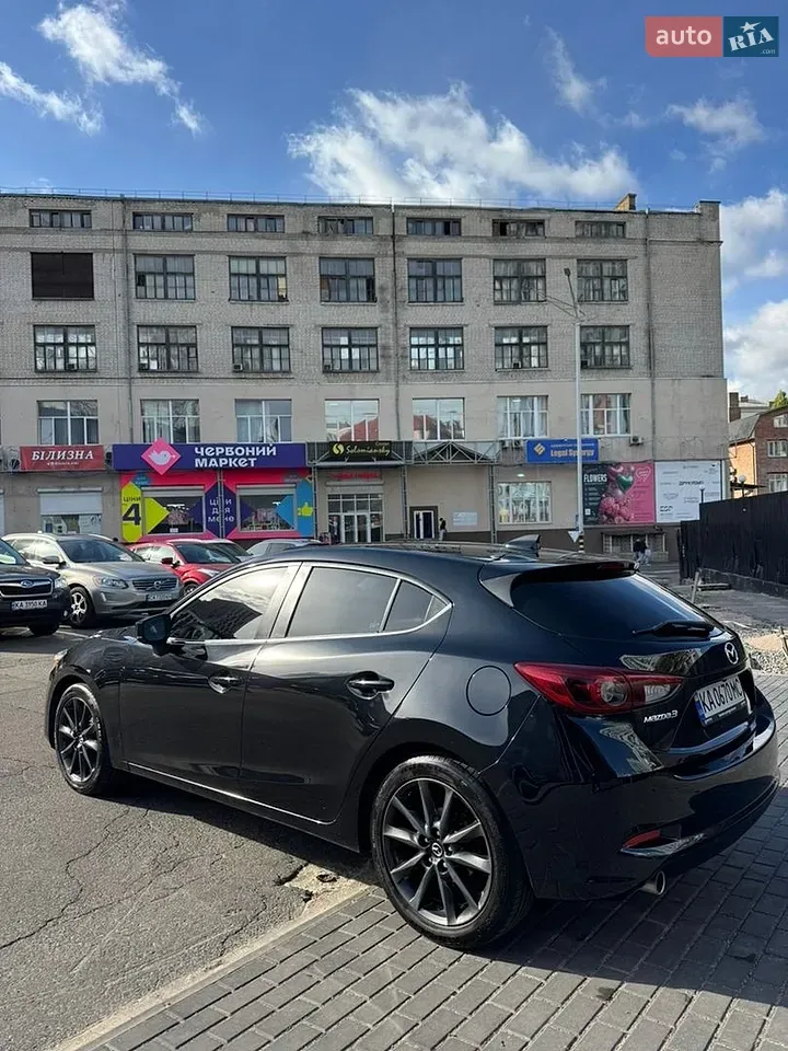 Mazda 3 2016 photo 3