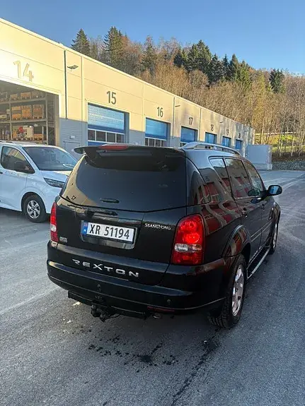 KG Mobility Rexton 2007 photo 2