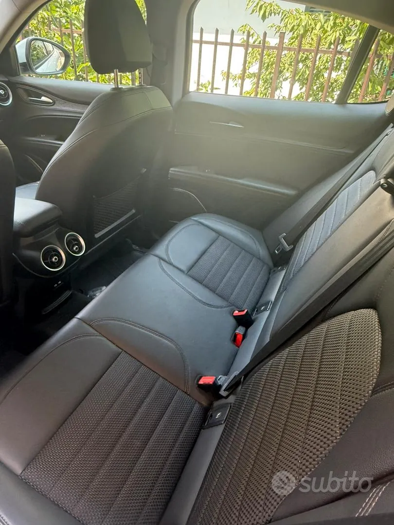 Alfa Romeo Stelvio 2020 photo 4