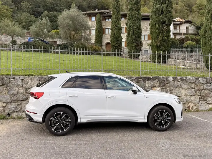 Audi Q3 2022 photo 5