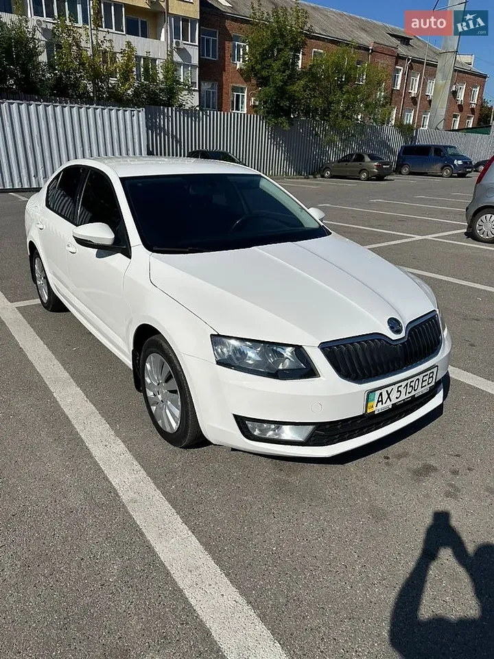 Skoda Octavia 2013 photo 2