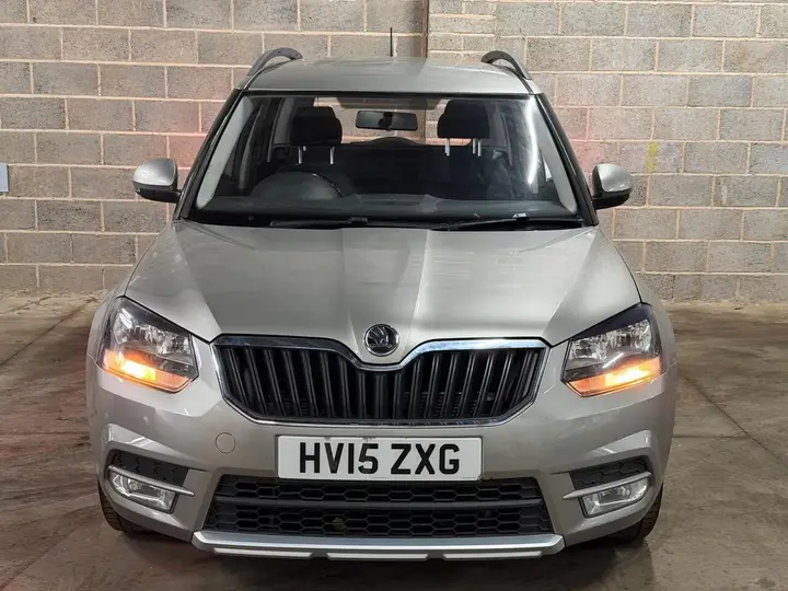 Skoda Yeti 2015 photo 5